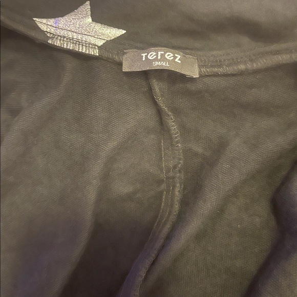 Terez Foil-Printed Draped Zip-Front Black/Silver Star Print Jacket in Size Small - Picture 12 of 15